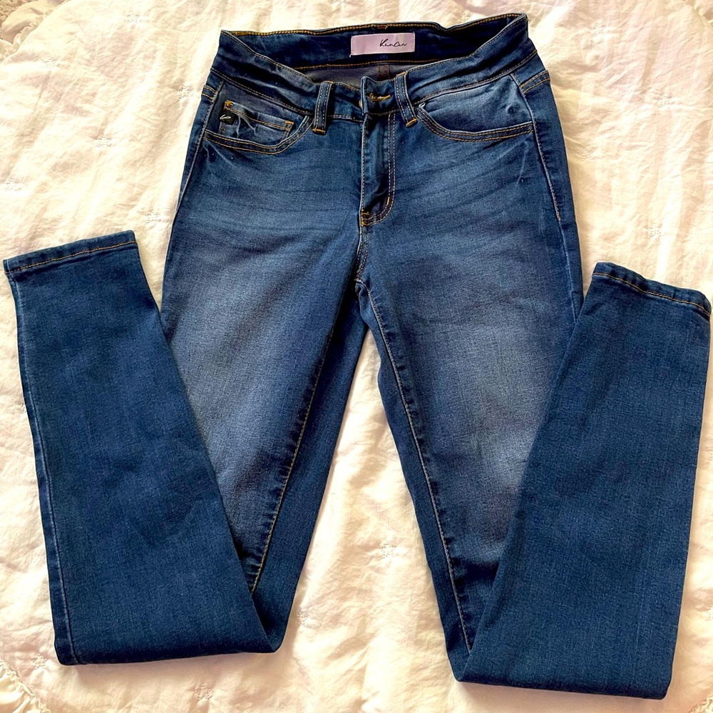 KanCan Disstressed Jeans